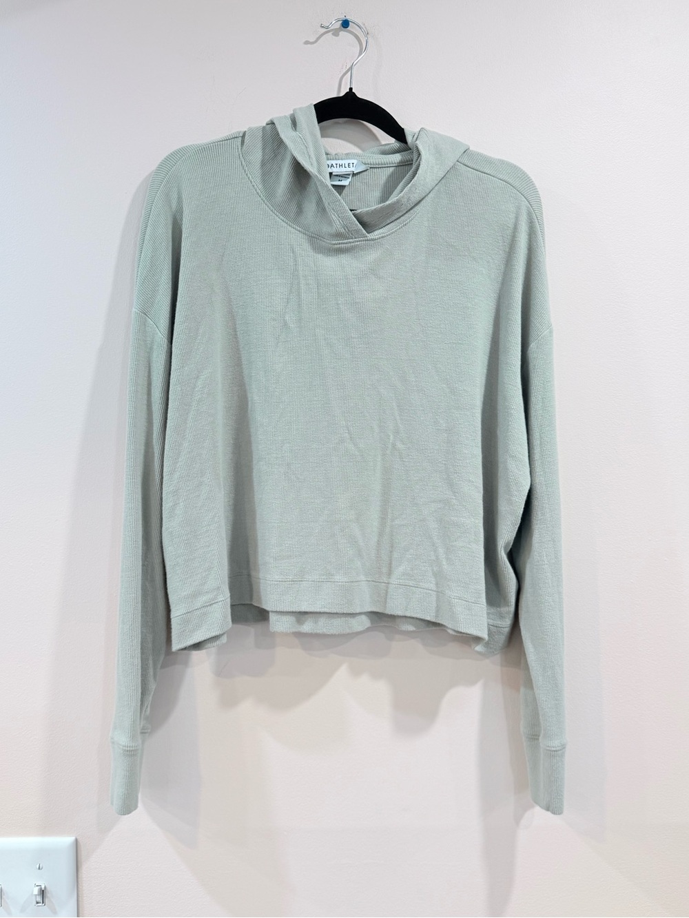 🔥Athleta Womeo Sage Green Lightweight Hoodie Sweater Size M EUC🔥